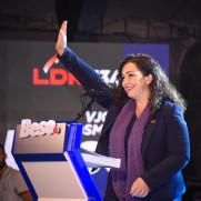 VJOSA OSMANI KRYETARE E LDK-SE